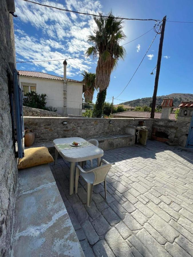 Kontias Stonehouse 2 Villa Buitenkant foto